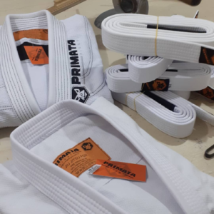 Kimono com patch branco